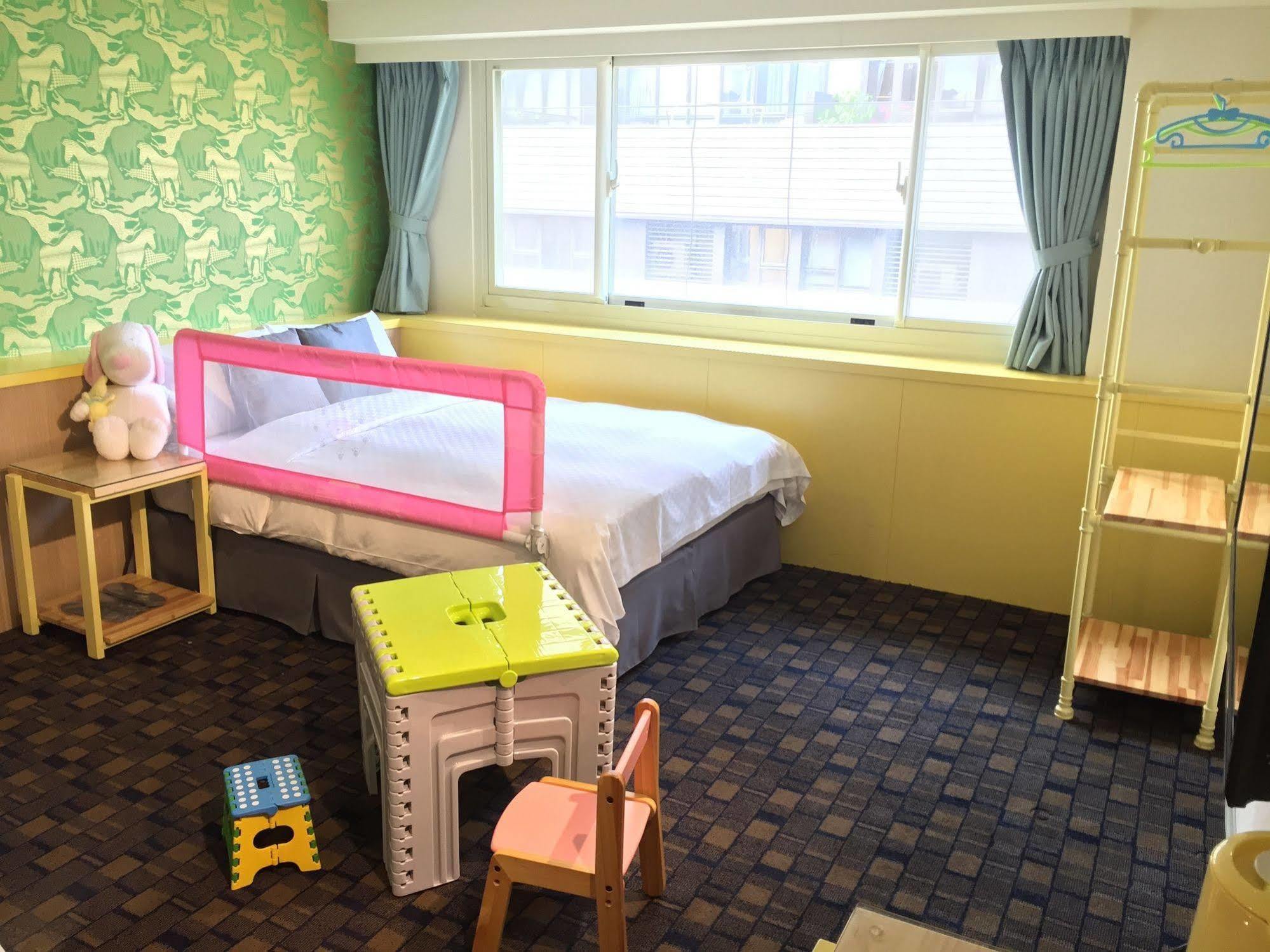 Click Hotel - Ximending Branch Taipeh Exterior foto